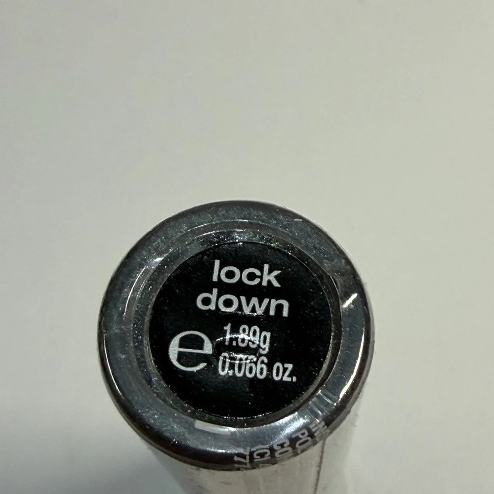 🩷5/$10 Hard Candy Powder Keg Loose Eyeshadow - Charcoal